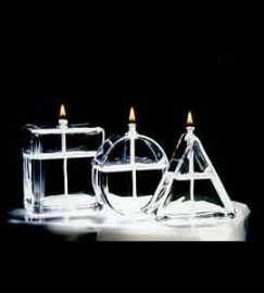 Firelight Basic Trio medium - Triangle-Round-Square Ma�e: 10/10/10 cm Brenndauer 48 Std.   Firelight Glass Leuchten werden in Handarbeit aus hochwertigem Kristallglas angefertigt. Die attraktiven Leuchten sind in vielf�ltiger Form und unterschiedlich...