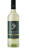 Skoffignon 2010, Walter Skoff - Hellgelbe Farbe mit gr�nen Reflexen. Intensives Bukett nach gr�nem und gelbem Apfel, Holunderbl�ten, Blumenwiese, etwas Gras, Stachelbeere und Grapefruit. Lebendiger Gaumen mit Apfel, Stachelbeeren, ausgepr�gten Zitrus- ...