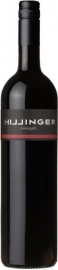 Zweigelt 2010, Hillinger  - Granatfarbener Rotwein mit violettem Schimmer. Das Bouquet nach Weichsel und Sauerkirsch, unterlegt von zarter Schokolade, der Gaumen cremig und geschmeidig. Viel Frucht und �ppiges Aroma, langes Finale. Jetzt trinkreif....