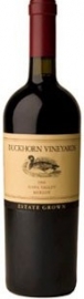 Cabernet Sauvignon Estate 2006, Duckhorn - Aromen von Vanille, Karamell, Schwarzkirsch, Himbeere und Schokolade mit ein Hauch getoastete Eiche. Mit gut integrierter Tannine wird dieser Wein �ber die naechsten 10 - 15 Jahre sehr elegant altern.